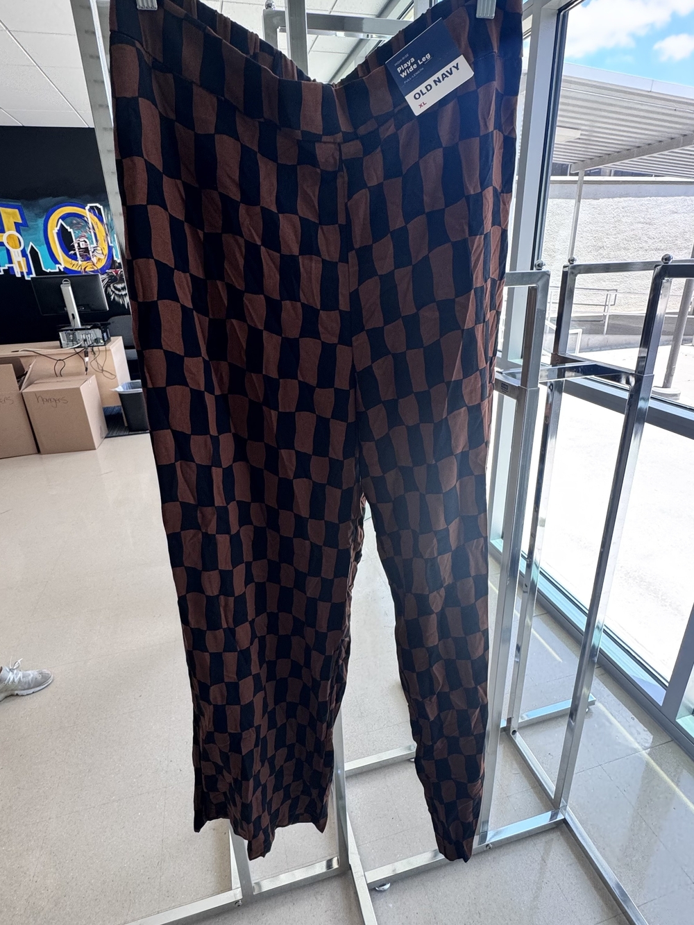 Old Navy Brown and Black Checkerboard Women's Chinos